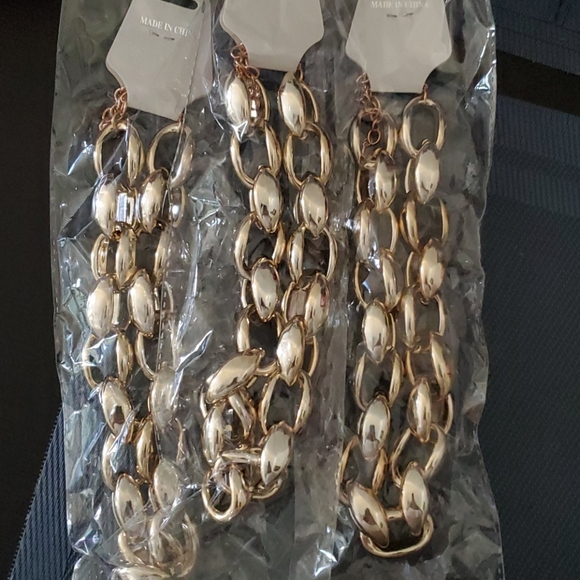 Fashion earrings - Picture 2 of 3